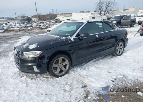 2017 Audi A3 2.0T Premium z USA, uszkodzony, nr VIN WAU78LFF5H1040551